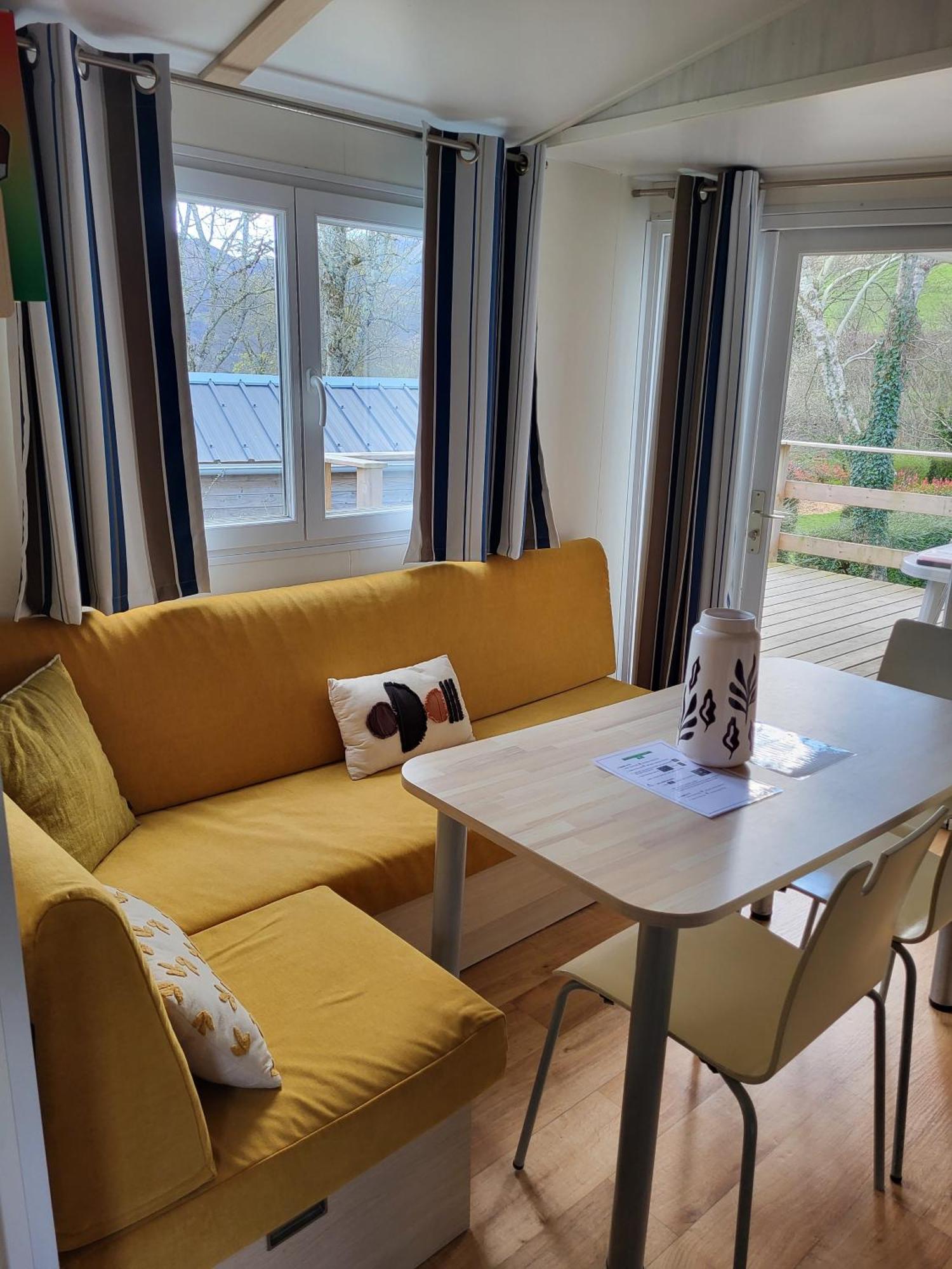 Camping Ixtila Mobilhome Betzuela Larrau Exteriör bild